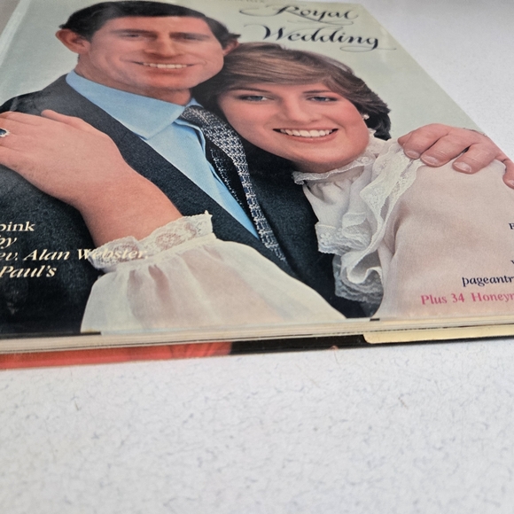 Vintage 1981 Invitation To A Royal Wedding Princess Diana Hardcover Book - Picture 2 of 7